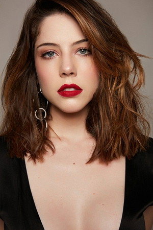 Bia Arantes portrait