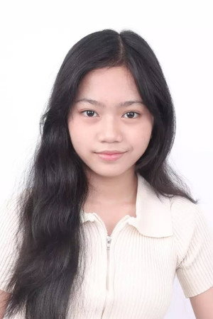 Ajeng Giona portrait