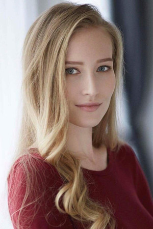 Estelle Girard Parks portrait