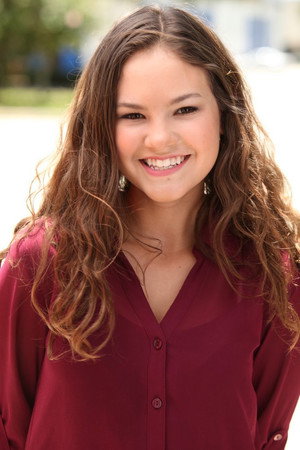 Avery Arendes portrait