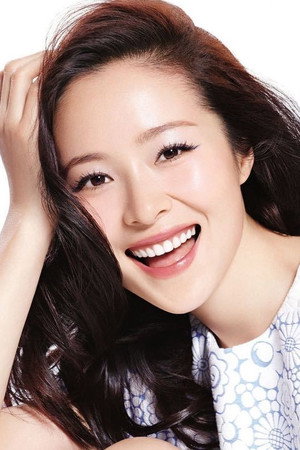 Jiang Yiyan portrait