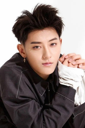Huang Zitao portrait