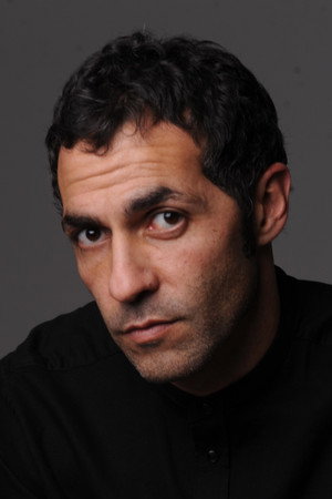 Mario de la Rosa portrait