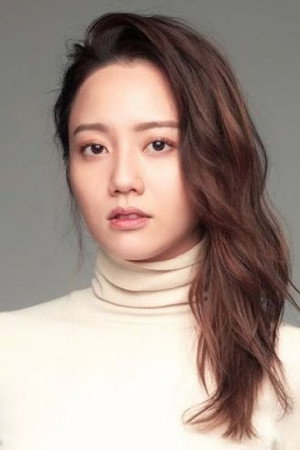 Macy Chen portrait