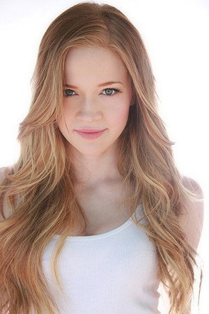 Melissa Carnell portrait