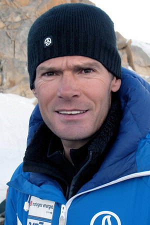 Alberto Iñurrategi portrait