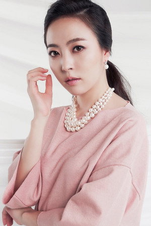 Shim Eun-jin portrait