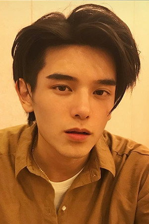 Yao Chi portrait