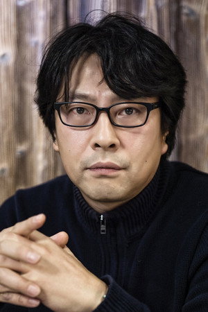 Na Hyun portrait