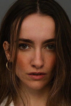 Candela Arestegui portrait