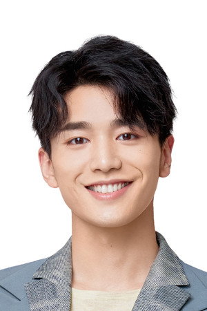 Yi Daqian portrait