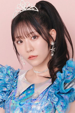 Manaka Mana portrait