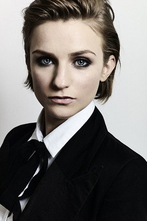 Faye Marsay portrait