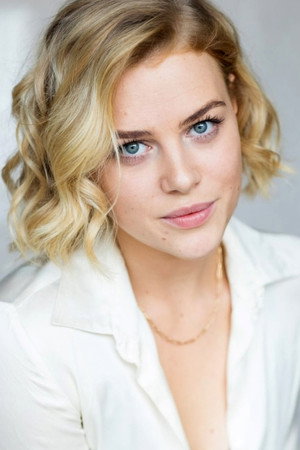 Hannah van der Westhuysen portrait