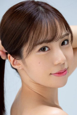 Momo Fukuda portrait