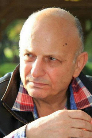 Ümit Efekan portrait