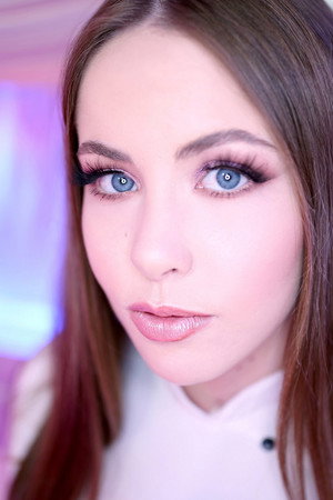 Naomi Blue portrait