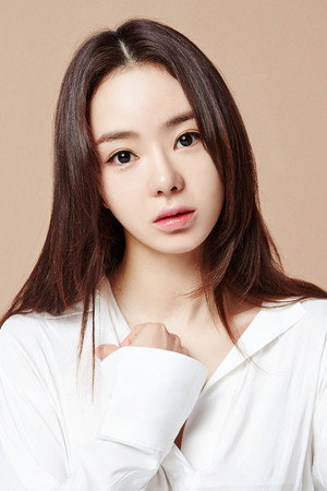 Seo Woo portrait