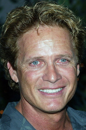 Steve Bond portrait