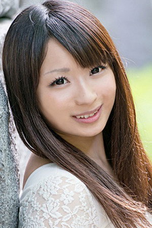 Hitomi Tanaka portrait