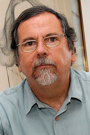 Tárik de Souza portrait