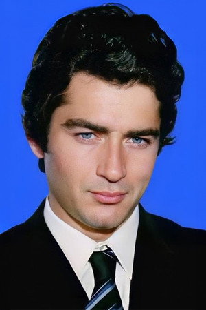 Salih Güney portrait