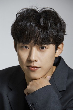 Kim Sung-cheol portrait