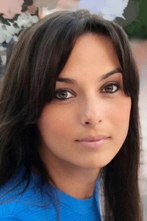 Ana Esther Alborg portrait