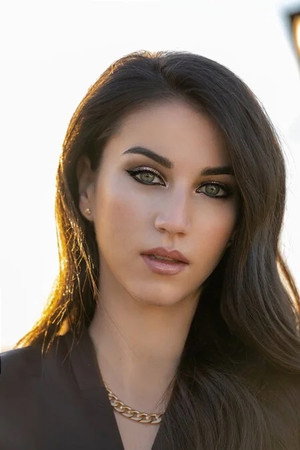 Claudia Salas portrait