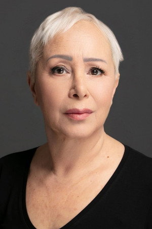 Sema Aras portrait