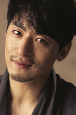 Ju Jin-mo portrait