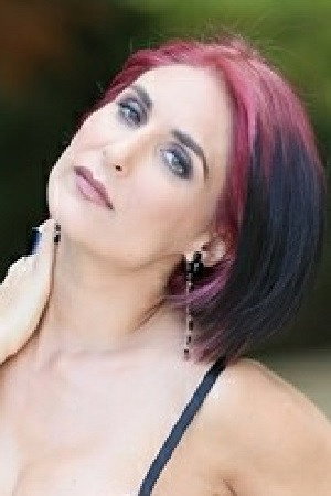 Helen Xatzi portrait
