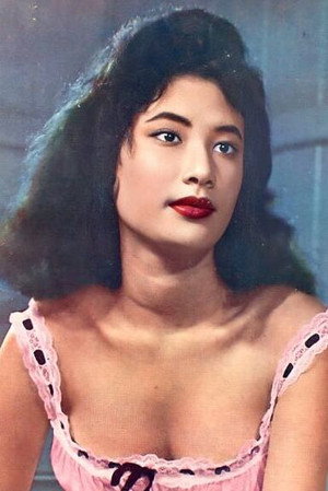 Preeya Roongrueng portrait