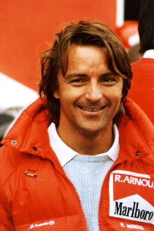 René Arnoux portrait