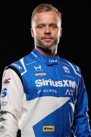 Felix Rosenqvist portrait