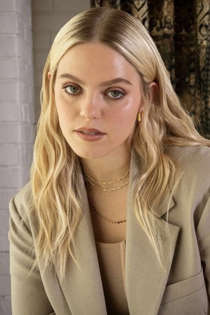 Reneé Rapp portrait
