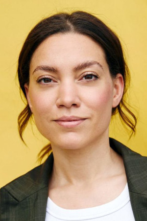 Viktoria Ngotsé portrait