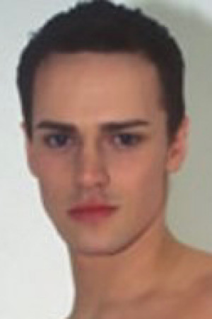 Dim Lhivyl portrait