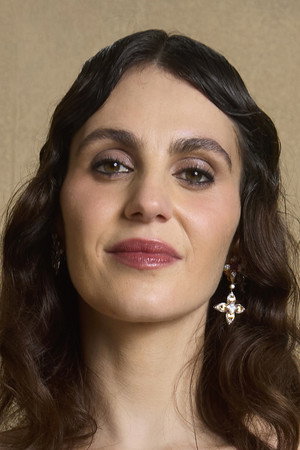 Vic Carmen Sonne portrait