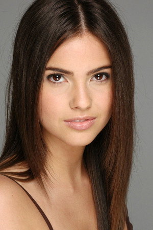 Shelley Hennig portrait