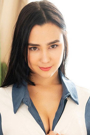 Alice Hernández portrait