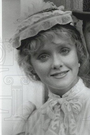 Wendy Lyon portrait