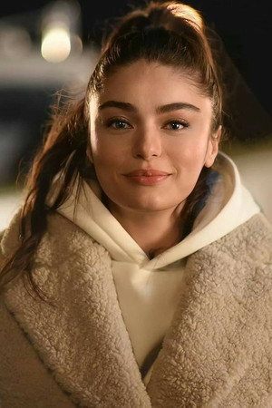 Ayça Ayşin Turan portrait