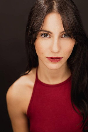 Tara Rose Schreiber portrait
