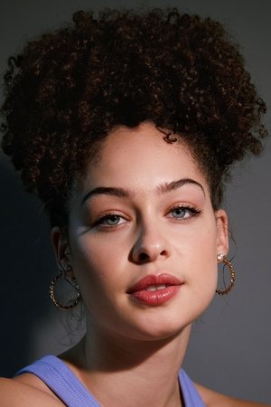 Liz Caribel Sierra portrait