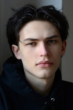 Luke Prael portrait