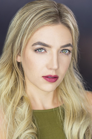 Sarah Mae Agnew portrait