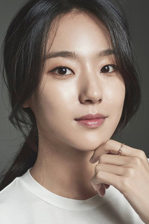 Lee Jung-min portrait