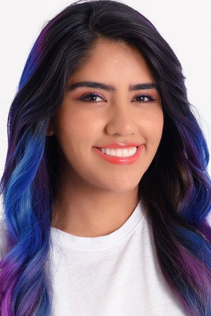 Karen Polinesia portrait