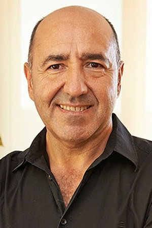 Carlos Fernández portrait